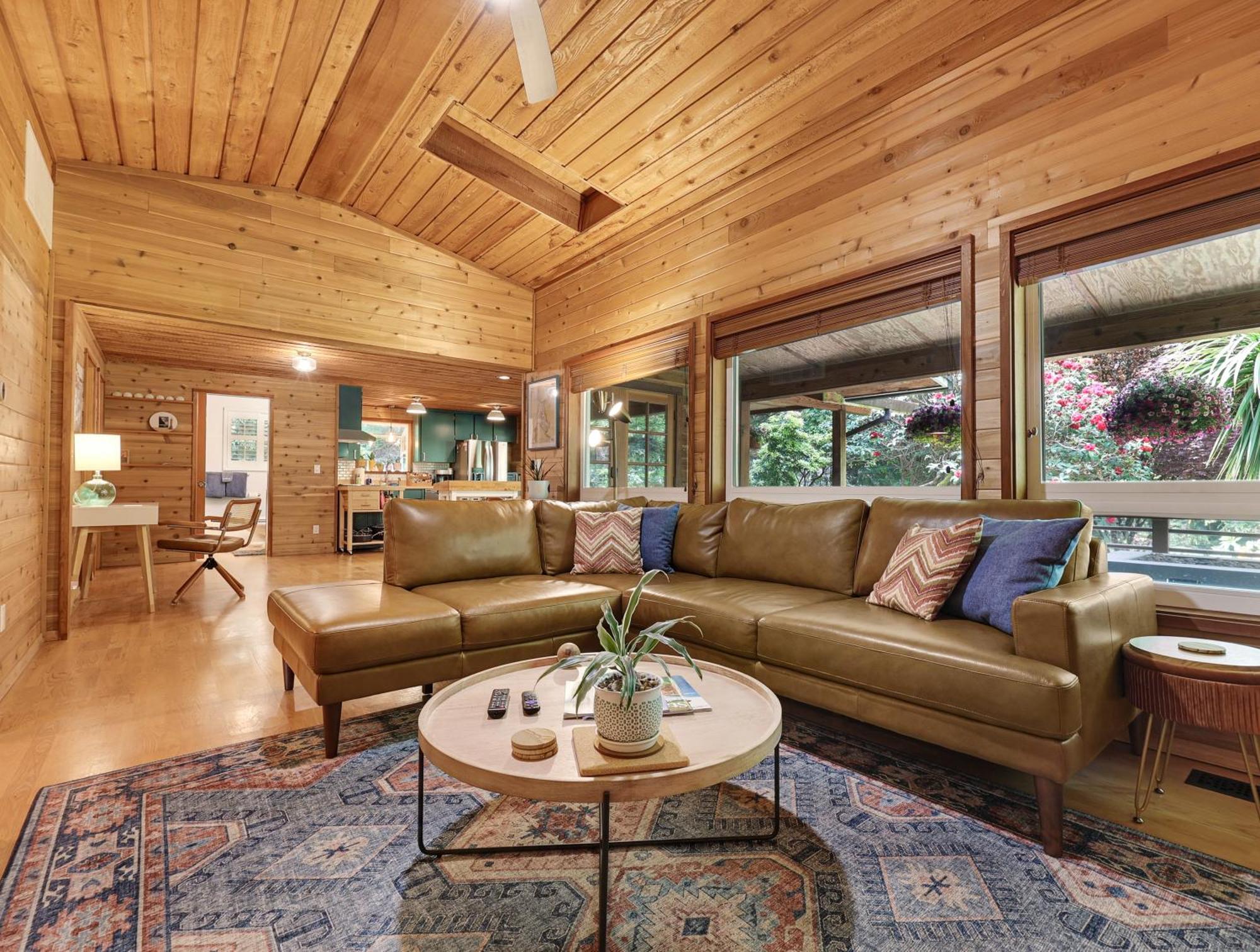 Woods Waves: Luxury Coast Cabin King Beds Pets Tillamook Exterior foto